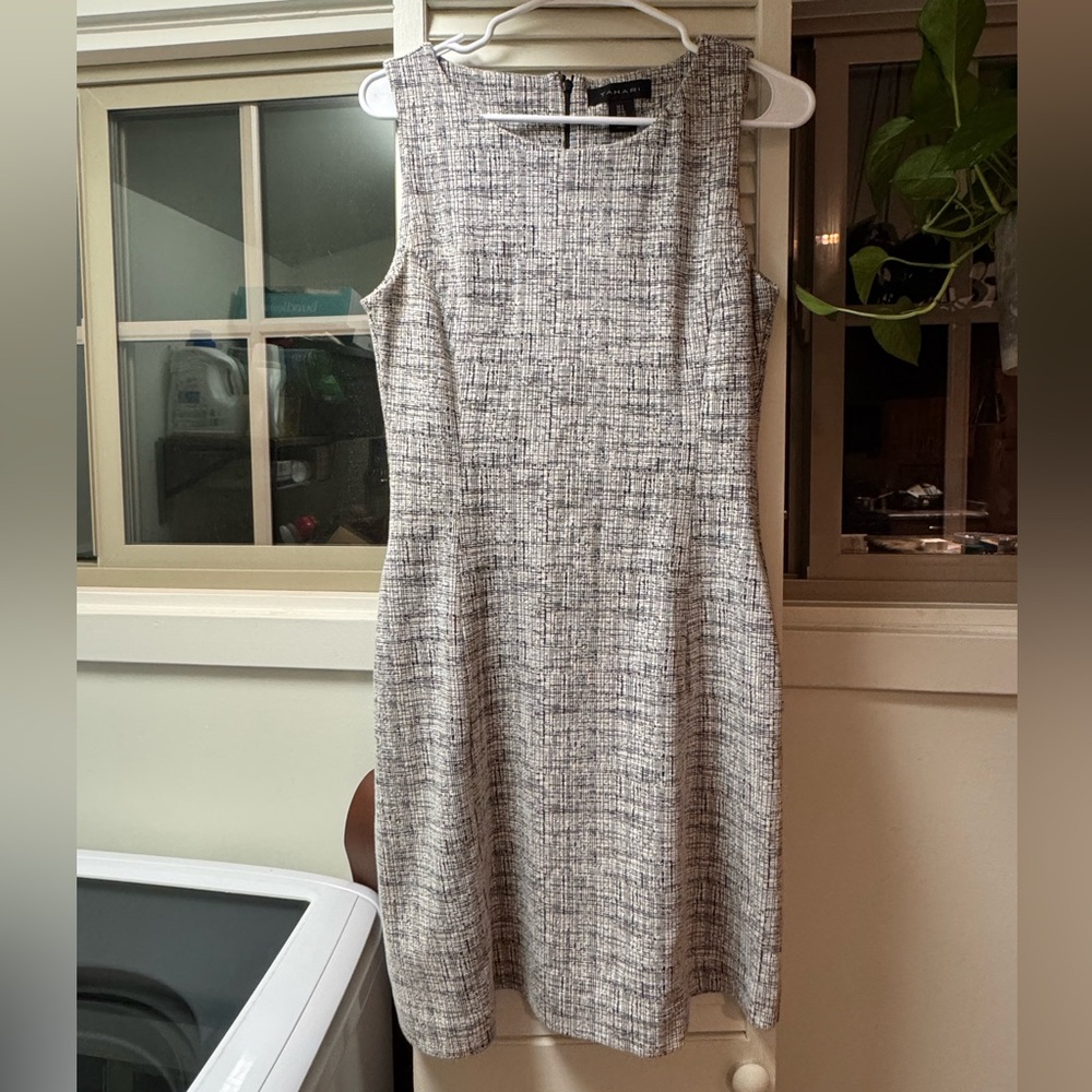 Tahari Black & White Textured Tweed Sleeveless Sheath Dress